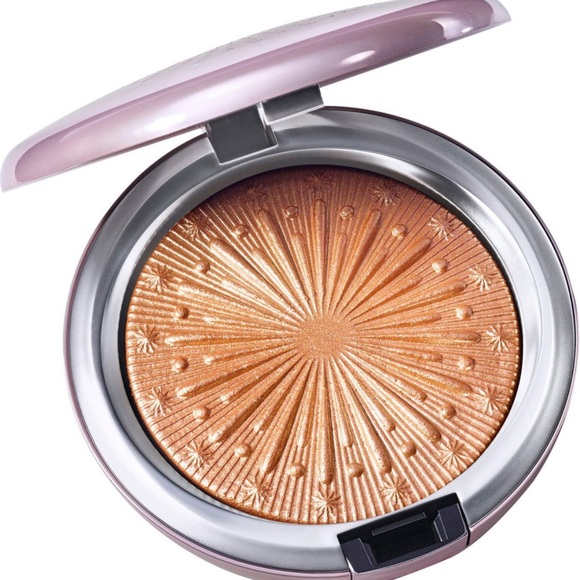 MAC extra dimension skinfinish - Picture 1 of 4